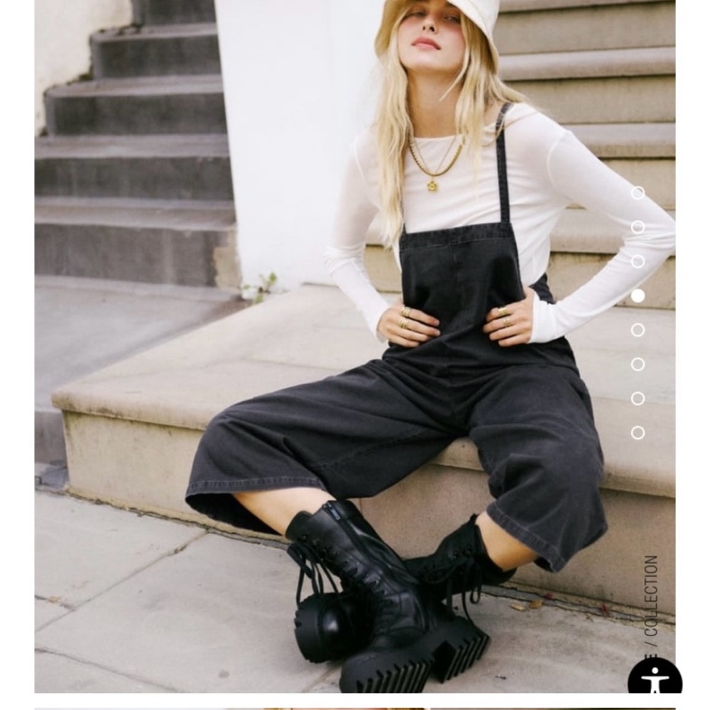 Zara cropped pocket jumpsuit, size medium